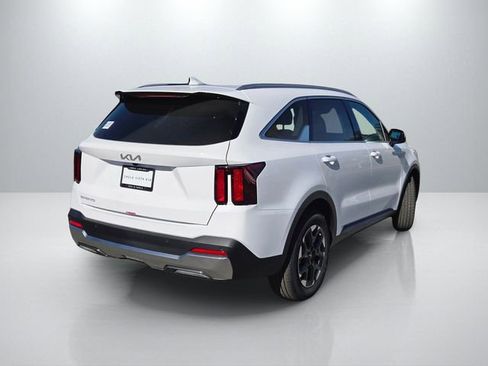 New 2026 Kia Sorento S image 5