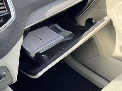 Certified 2023 Volvo XC90 B6 Plus w/ Protection Package image 30