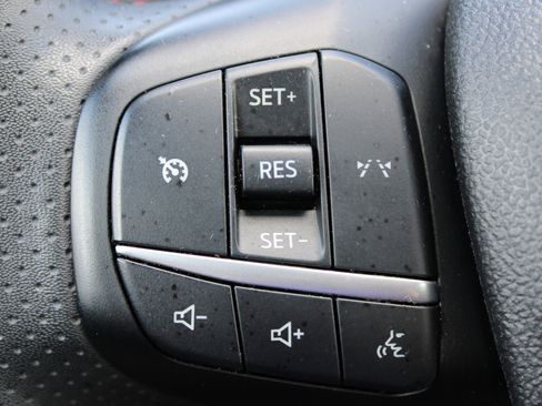 Used 2023 Ford Escape ST-Line image 20