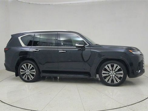 Used 2024 Lexus LX 600 4WD w/ Luxury Package image 67