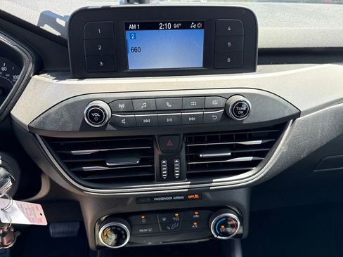 Used 2022 Ford Escape S AWD/4WD image 23