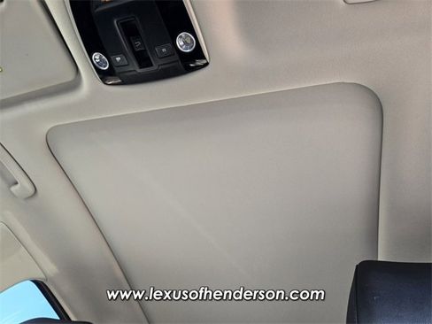 Used 2024 Kia Sportage SX image 11