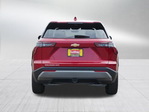 Used 2025 Chevrolet Equinox LT w/ Safety and Technology Package image 6