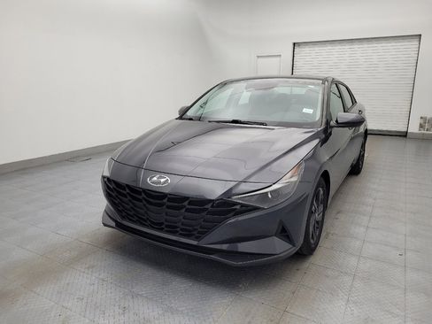 Used 2022 Hyundai Elantra SEL image 15