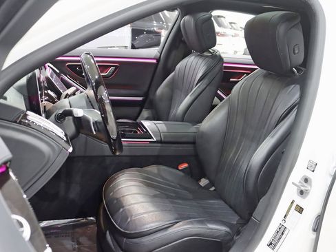 Used 2023 Mercedes-Benz S 500 4MATIC w/ AMG Line image 24