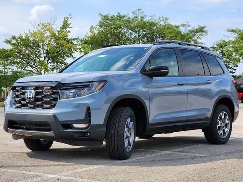Used 2023 Honda Passport TrailSport image 11