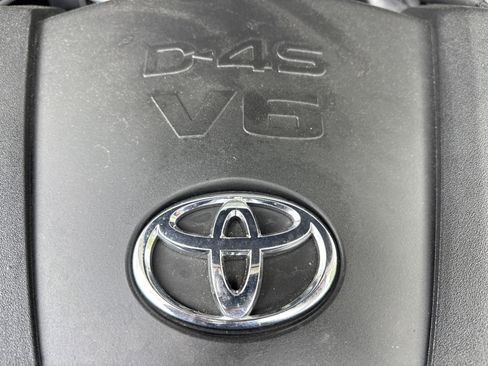 Used 2022 Toyota Highlander XLE AWD/4WD image 38