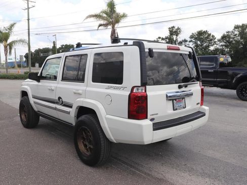 Used 2008 Jeep Commander Limited RWD image 12