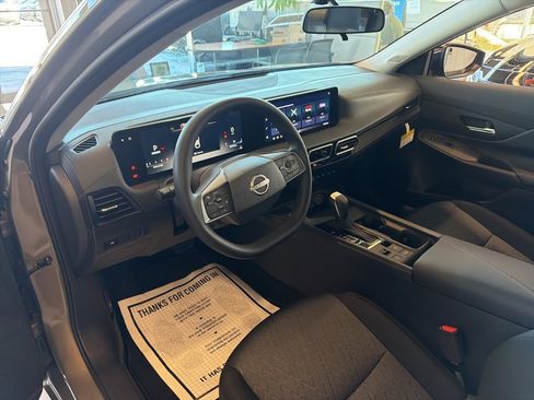 New 2026 Nissan Sentra SV image 9