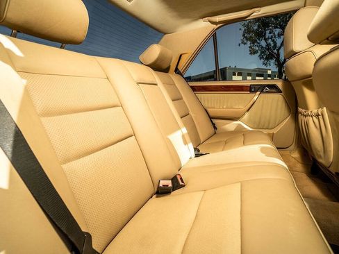 Used 1995 Mercedes-Benz E 320 Sedan image 52