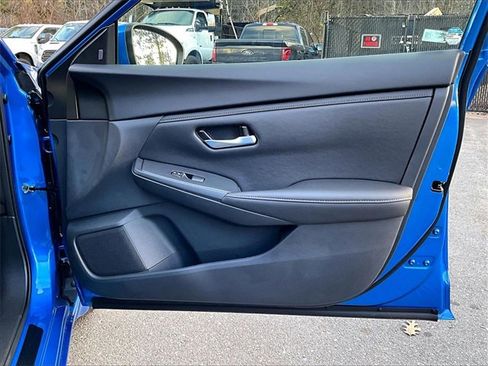 Used 2025 Nissan Sentra SV w/ All-Weather Package image 19