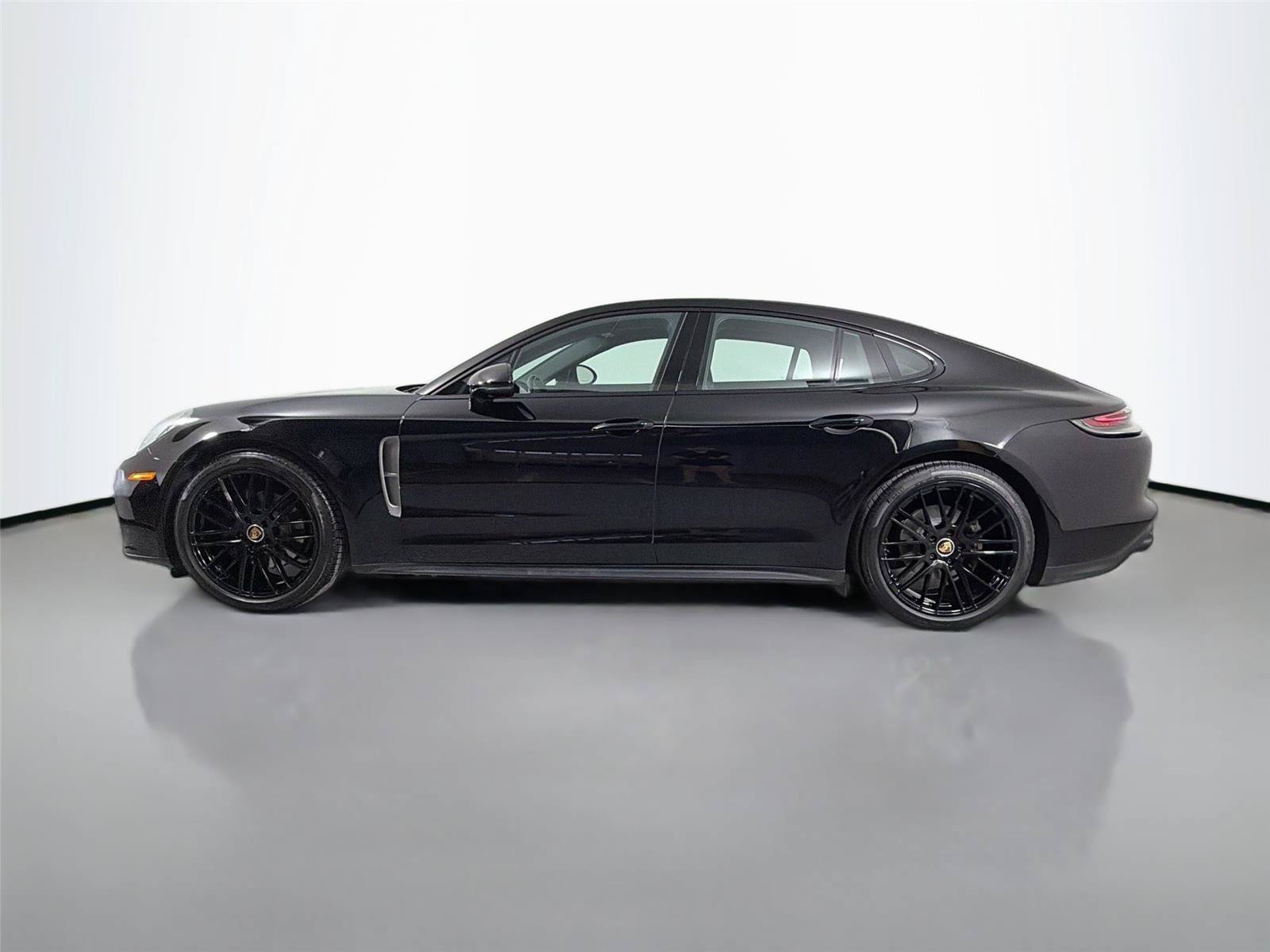 Certified 2023 Porsche Panamera Platinum Edition RWD image 2