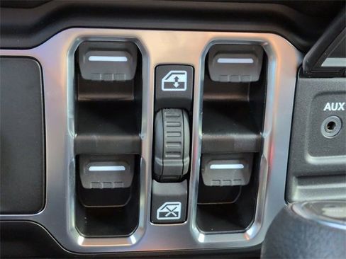 New 2025 Jeep Wrangler Sport S image 24