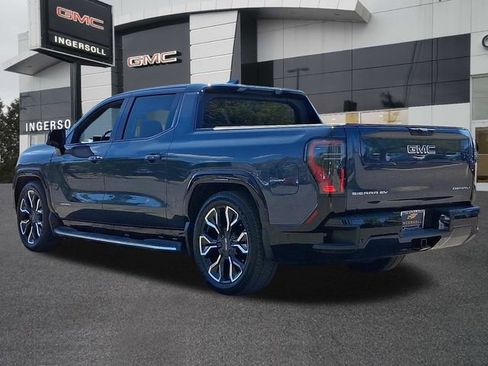 Used 2025 GMC Sierra EV Denali AWD/4WD image 23