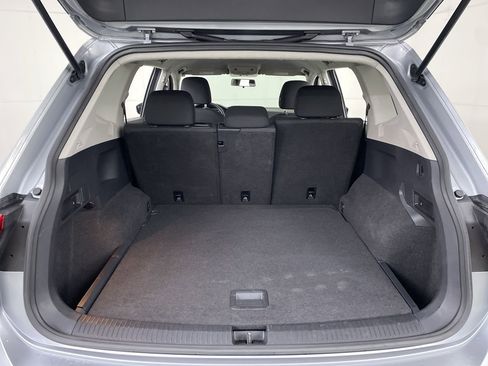 Used 2021 Volkswagen Tiguan S image 20