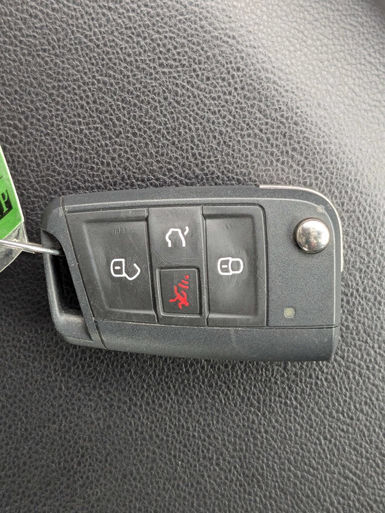 Used 2026 Volkswagen Jetta Sport FWD image 40