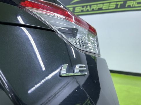 Used 2022 Toyota Corolla LE image 14