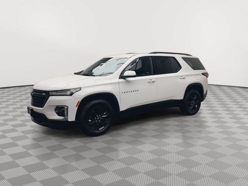 Certified 2023 Chevrolet Traverse LT w/ Midnight/Sport Edition AWD/4WD image 37