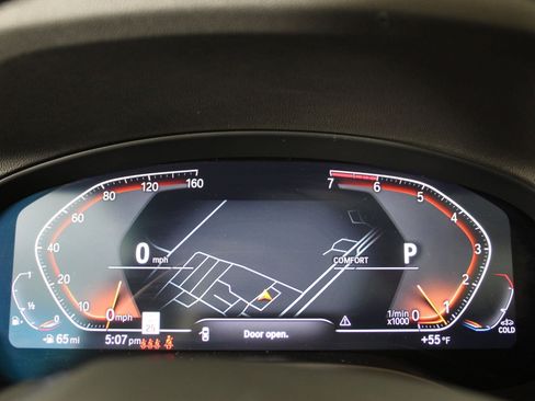 Certified 2025 BMW X4 xDrive30i image 17