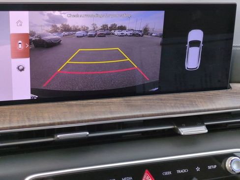 Certified 2025 Genesis GV80 2.5T Select image 11