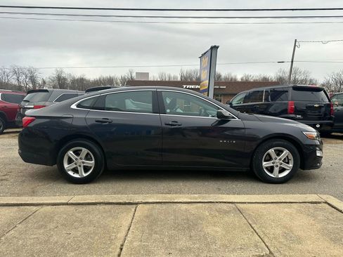 Used 2023 Chevrolet Malibu LT FWD image 7