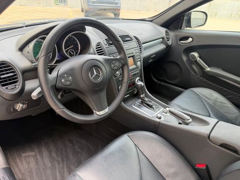 Used 2009 Mercedes-Benz SLK 300 image 18