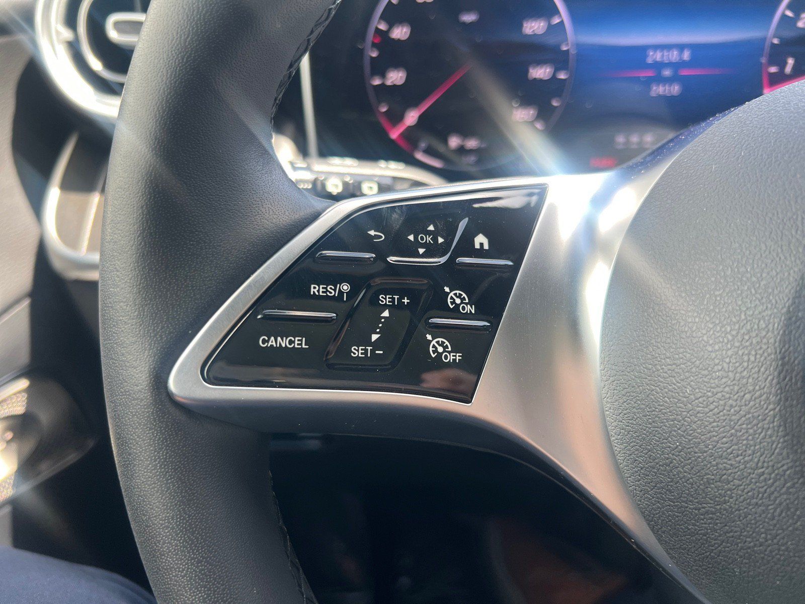 Used 2026 Mercedes-Benz GLC 300 4MATIC image 25