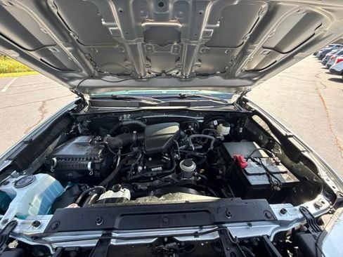 Used 2022 Toyota Tacoma SR AWD/4WD image 9