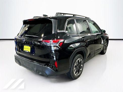Used 2026 Subaru Forester Premium AWD/4WD image 5
