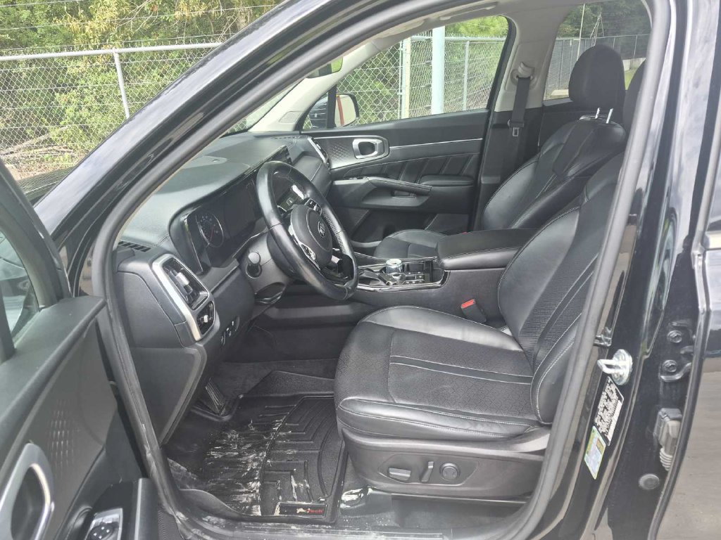 Used 2021 Kia Sorento SX AWD/4WD image 6
