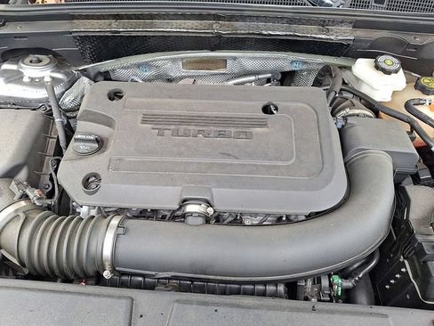 Certified 2022 Buick Envision Essence w/ Safety Package FWD image 27