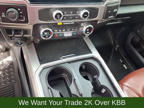 Used 2022 Ford F250 Platinum image 19