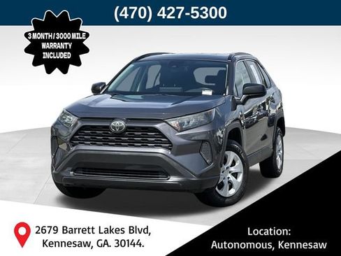 Used 2019 Toyota RAV4 LE FWD image 1