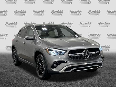 New 2026 Mercedes-Benz GLA 250 image 2