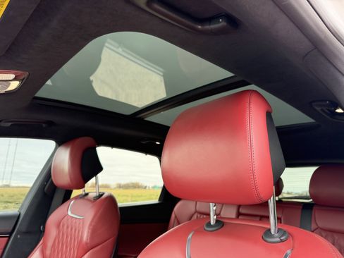 Used 2023 Genesis GV70 3.5T Sport w/ Sport Prestige Package image 5