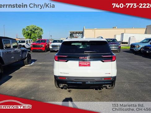 Used 2026 GMC Acadia AT4 w/ LPO, Floor Liner Package AWD/4WD image 35
