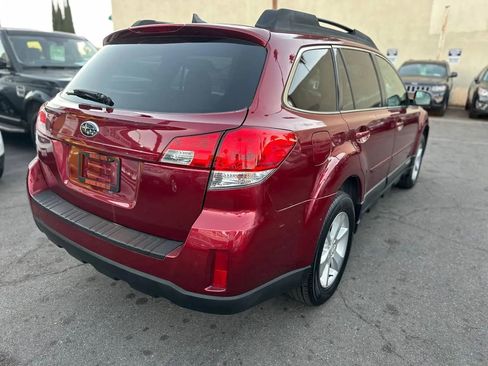 Used 2014 Subaru Outback 2.5i Limited image 18