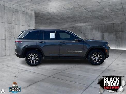 Certified 2025 Jeep Grand Cherokee Limited image 8