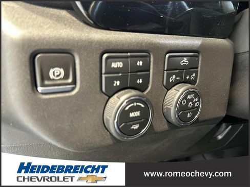 Used 2024 Chevrolet Silverado 1500 LT Trail Boss w/ Protection Package AWD/4WD image 30