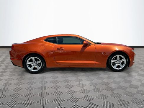 Used 2023 Chevrolet Camaro LT RWD image 8