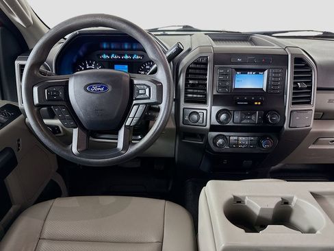 Used 2020 Ford F250 XL w/ Power Equipment Group image 20