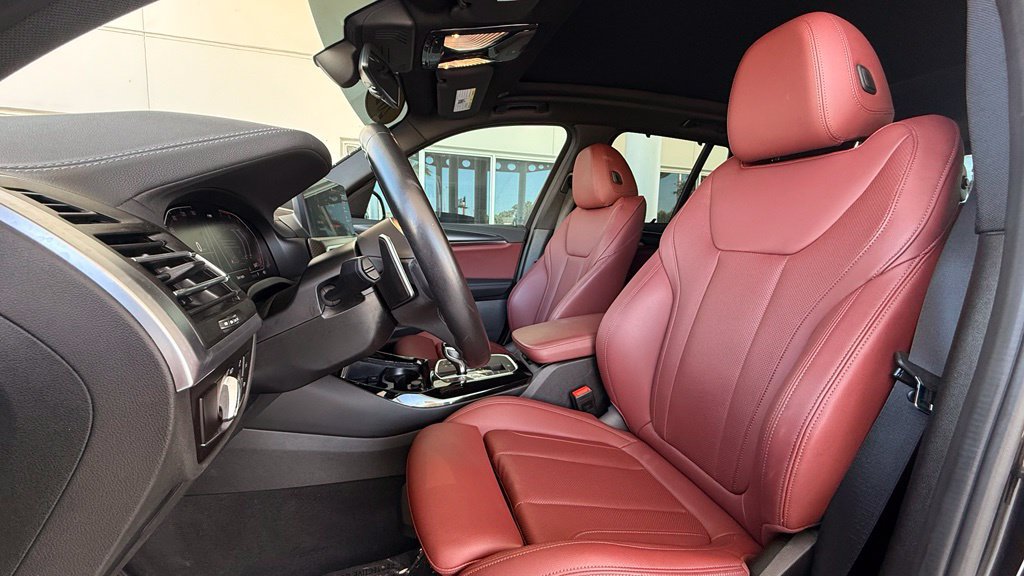 Used 2022 BMW X3 sDrive30i w/ M Sport Package 2 RWD image 4