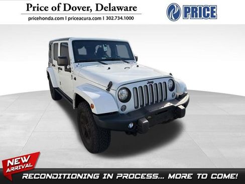 Used 2017 Jeep Wrangler Unlimited Sahara AWD/4WD image 1
