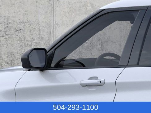 New 2026 Ford Explorer Active RWD image 22