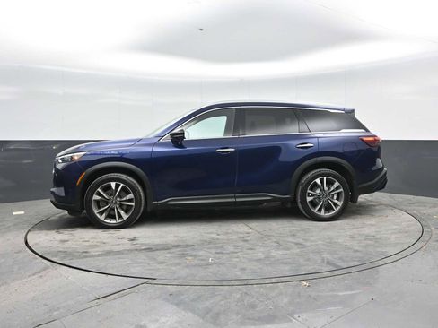 Used 2023 INFINITI QX60 Luxe w/ Cargo Package AWD/4WD image 3