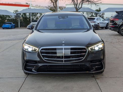 Used 2022 Mercedes-Benz S 500 4MATIC image 6