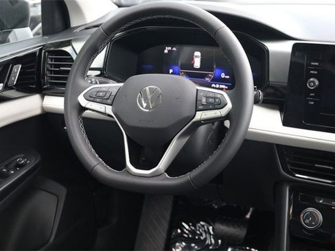 New 2025 Volkswagen Taos S image 23