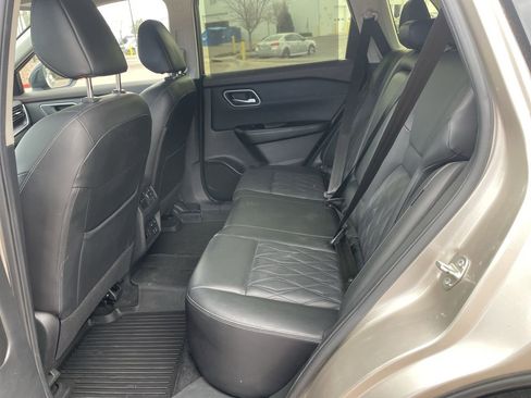 Used 2023 Nissan Rogue Platinum w/ Platinum Premium Package image 13