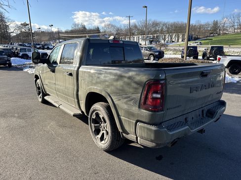New 2026 RAM 1500 Big Horn AWD/4WD image 6