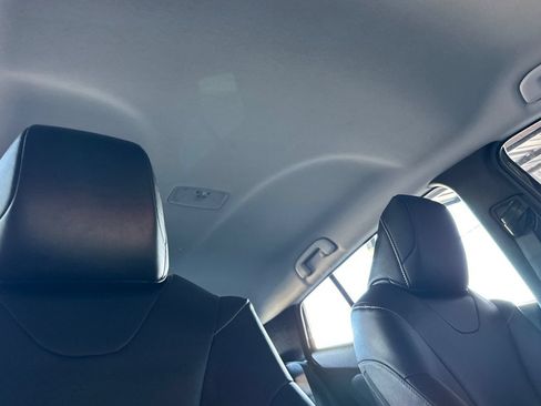 Certified 2022 Toyota Prius Prime XLE FWD image 18
